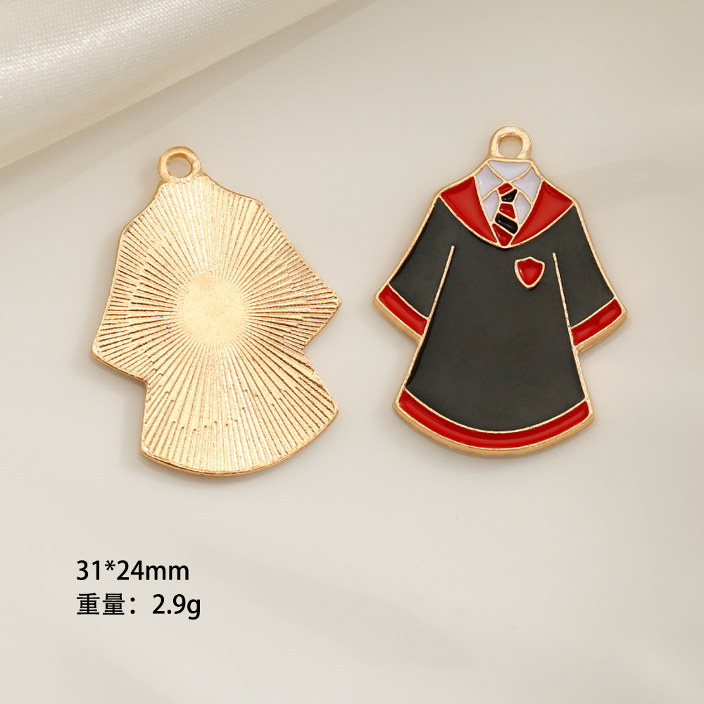 Estudiante de dibujos animados temporada de graduación estudiante creativo ropa sombrero libro mágico lápiz DIY pequeño colgante accesorios de recuerdo