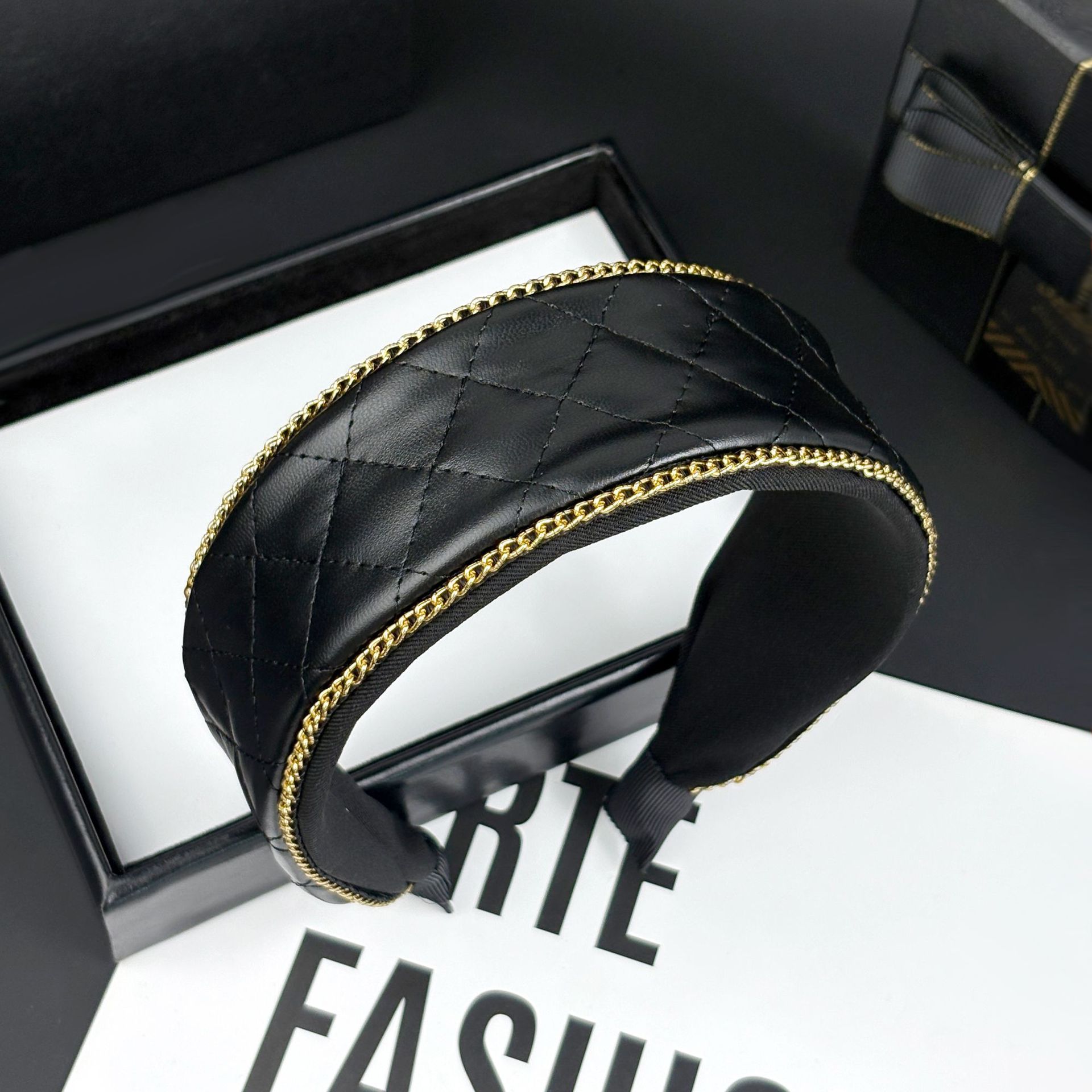 Large Square Pu Leather Headband with Vintage Style Gold Chain, Genuine Leather Chanel-Style Double Chain Headband, Same Style as Zhang Yuqi