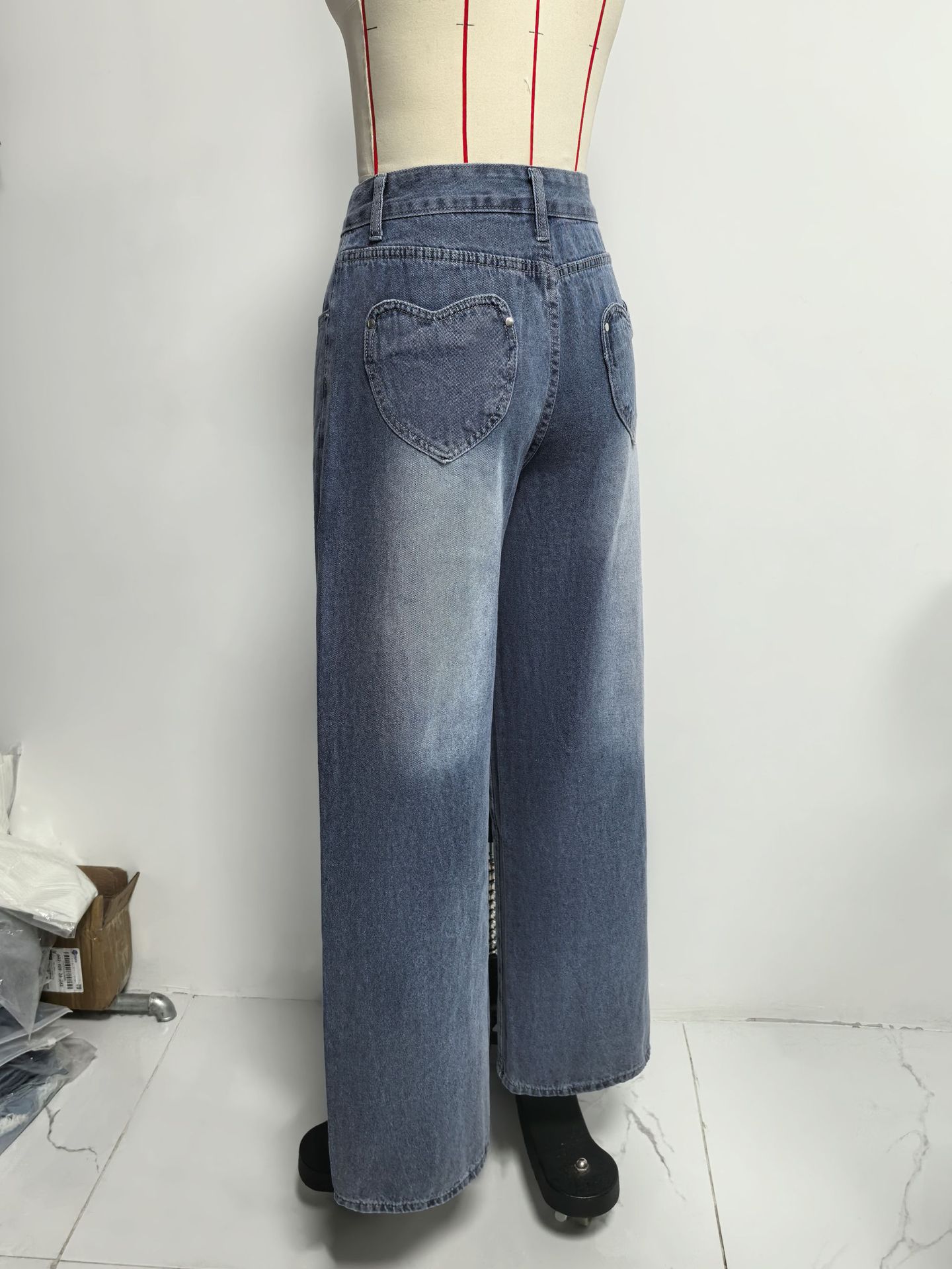 Women's Clothing Retro Washed Heart Back Pocket Wide Leg Jeans Loose Fit Sexy Women's Denim Fashion Style_ecoleips.com