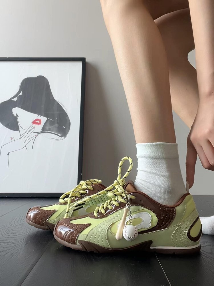 Qiyor retro versátil zapatos de entrenamiento de béisbol de otoño nuevos zapatos deportivos casuales delgados de carreras de moda