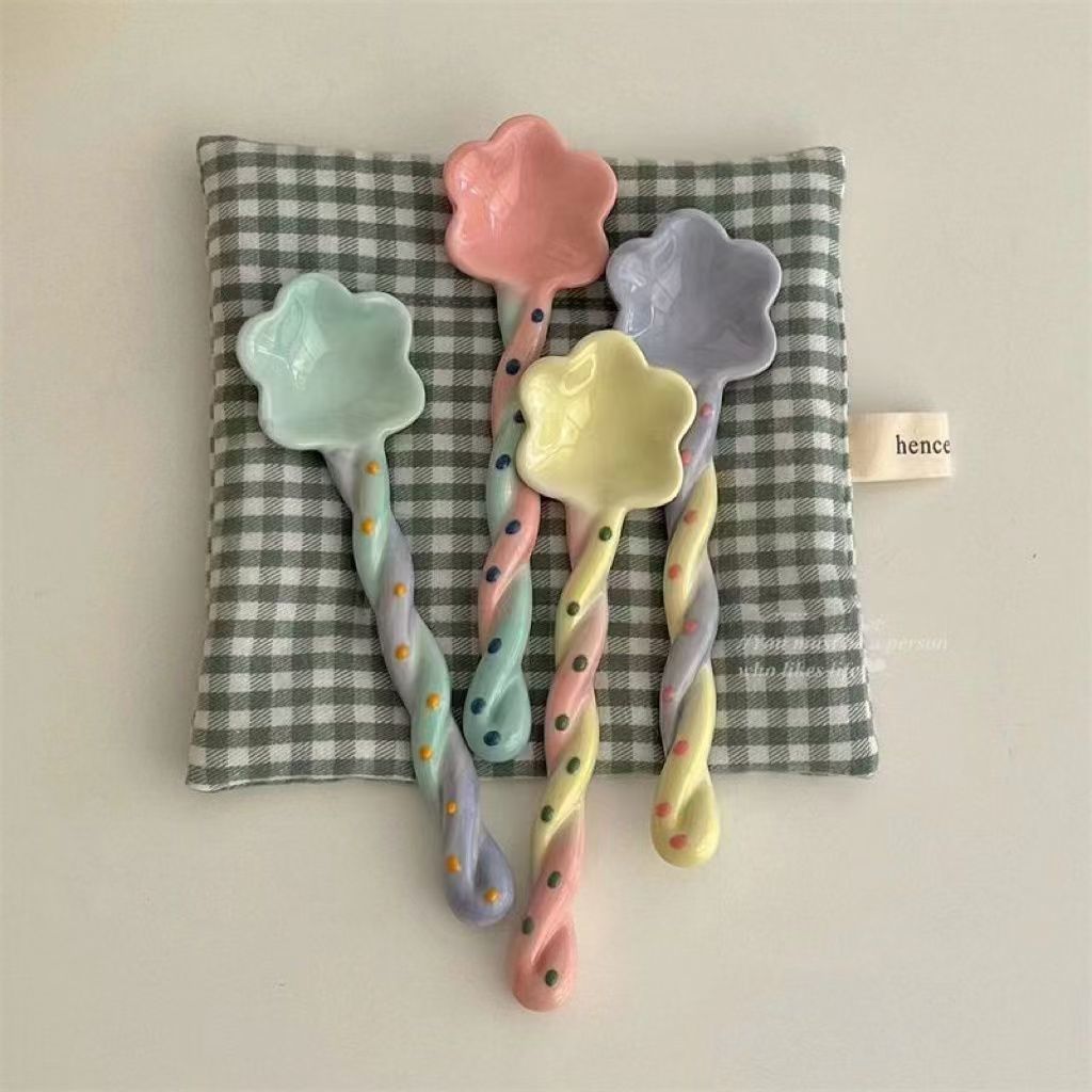 Korean ceramic cute creative spoon