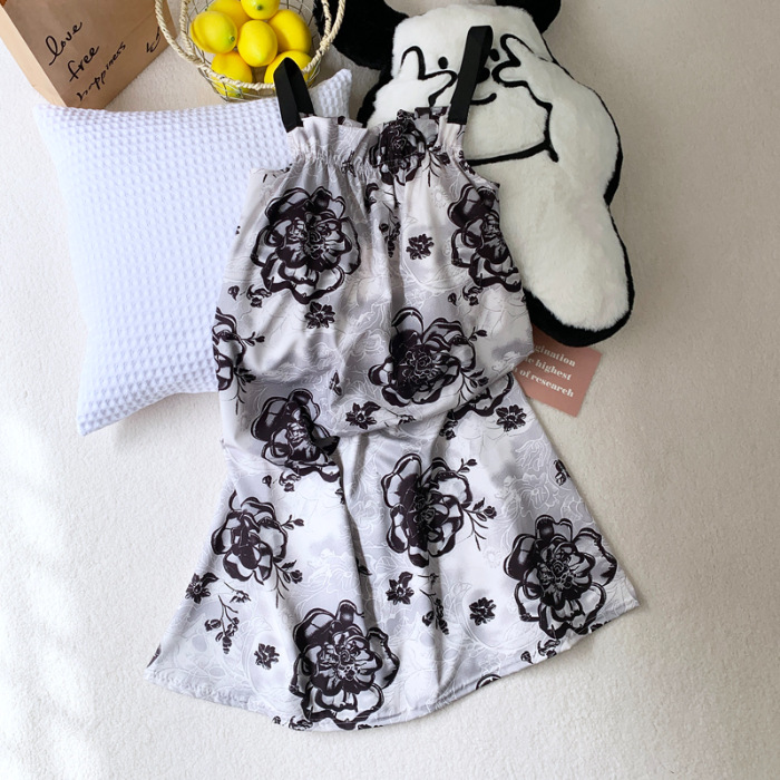 Fabricante de verano 2025 pijama de cabina pijama de niñas fresco uniforme de estudiantes vestido largo un cuello de ropa de casa