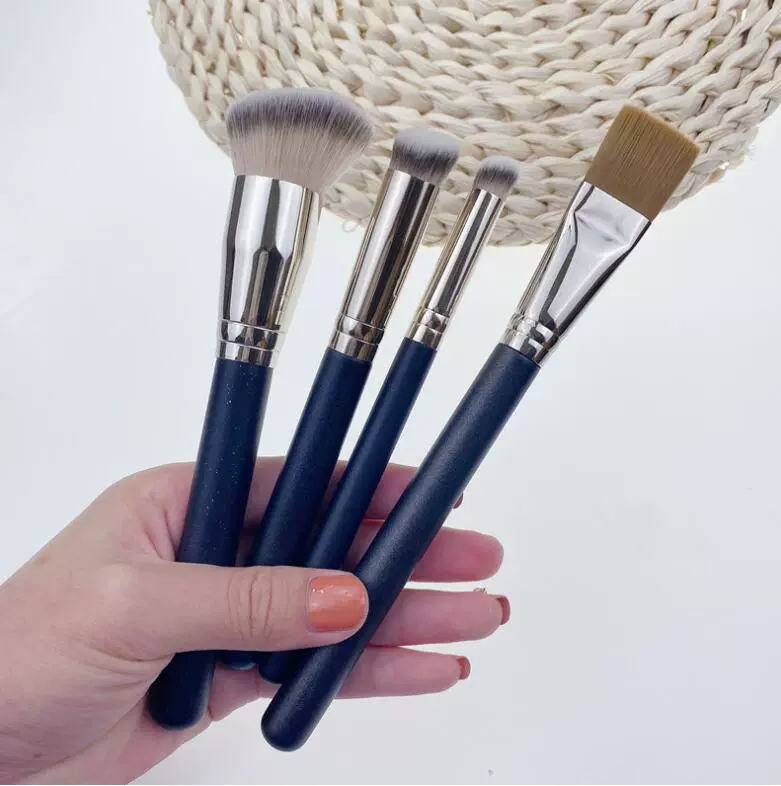  concealer brush, soft brushless foundation