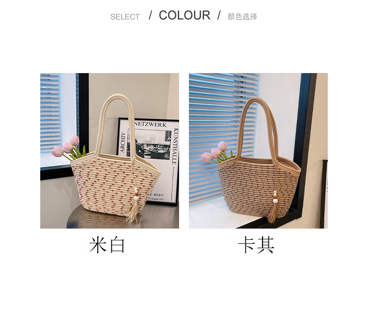 A trendy and stylish underarm bag for summer, a simple single-shoulder bag for women, and a fashionable, casual, and high-quality bag Specification drawing
