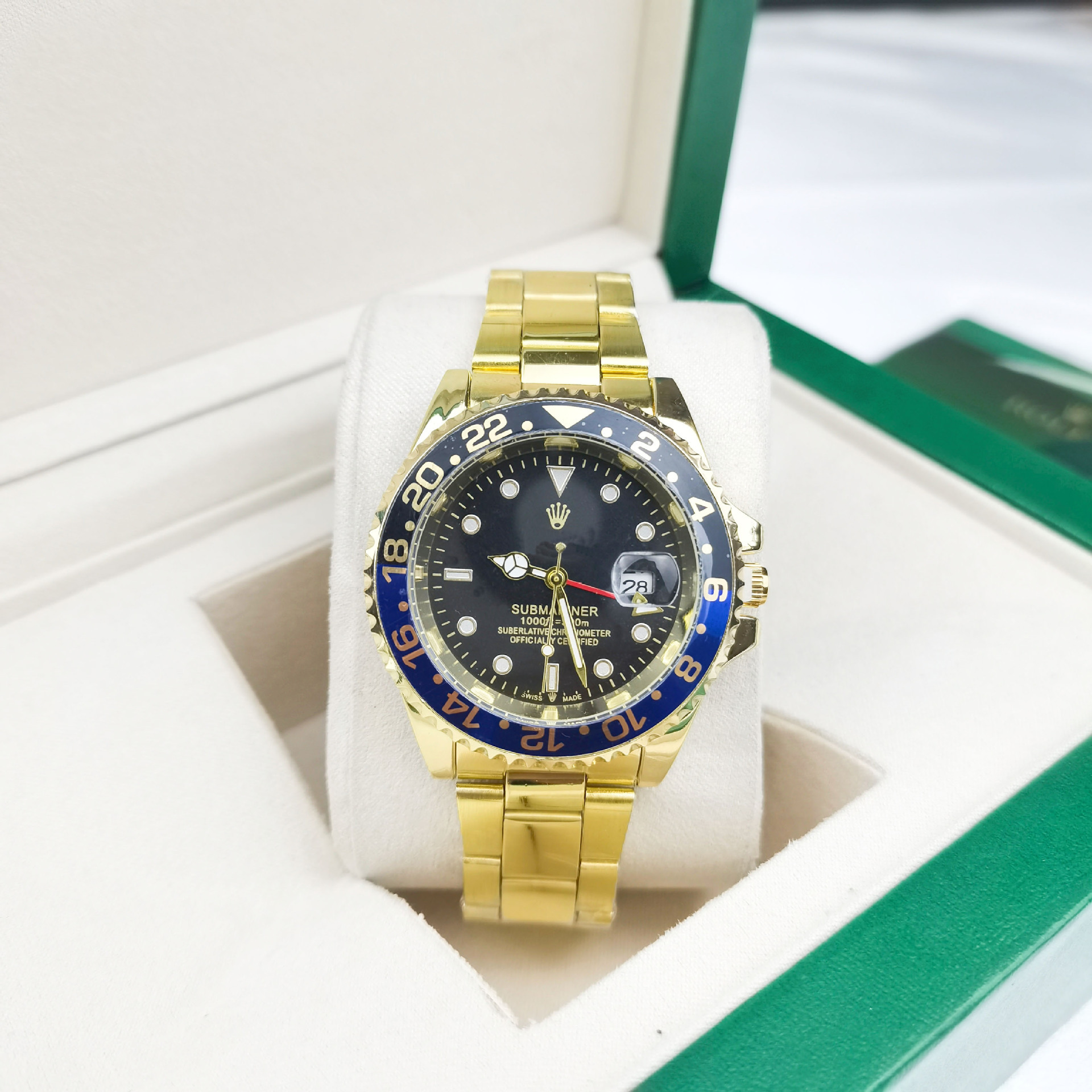 Four-pin coke circle, three golden black and blue circles, black surface