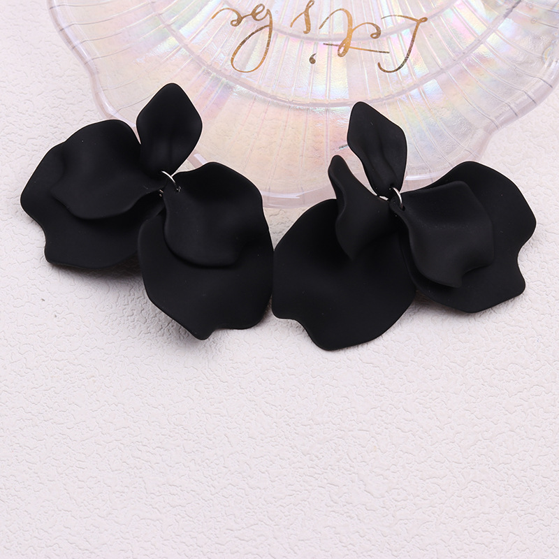 29g Weight 304 Stainless Steel Ear Needle Material Drop Earrings Classification 1 Pair Quantity Holiday, Daily Occasion Acrylic Material Petal Pattern Women's Gender Spray Paint, Tassel, Pleated Design Casual, Vacation Style 1 Pair Casual Vacation Petal Spray Paint Tassel Pleated Arylic Drop Earrings 8