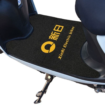 Electric vehicle foot mat — Electric vehicle foot mat universal foot