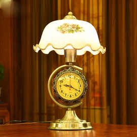 %v美式复古台灯客厅卧室床头灯中式钟表可调光英伦风玻璃老上海灯