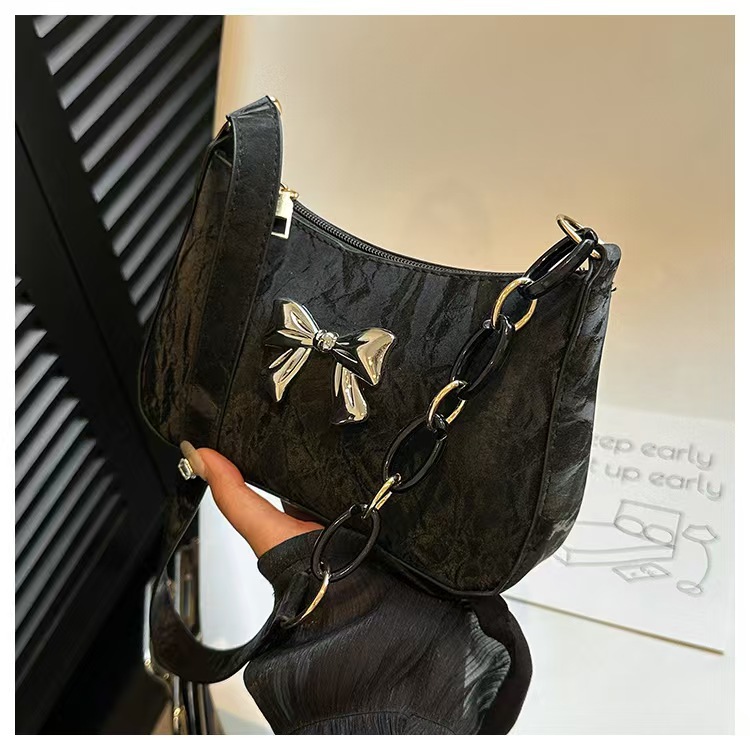 Sweet and Fresh Bowknot Handbag for Women 2024 New Trendy Korean Underarm Crossbody Bag with Chain Shoulder Strap
