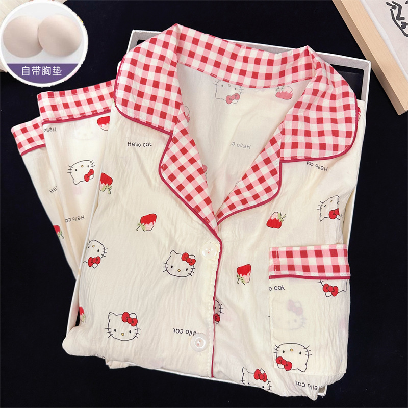 Venta al por mayor transfronteriza con almohadilla para el pecho Nube de algodón nuevo pijama de dibujos animados para mujer lindo pantalones cortos de manga corta rebeca solapa servicio a domicilio