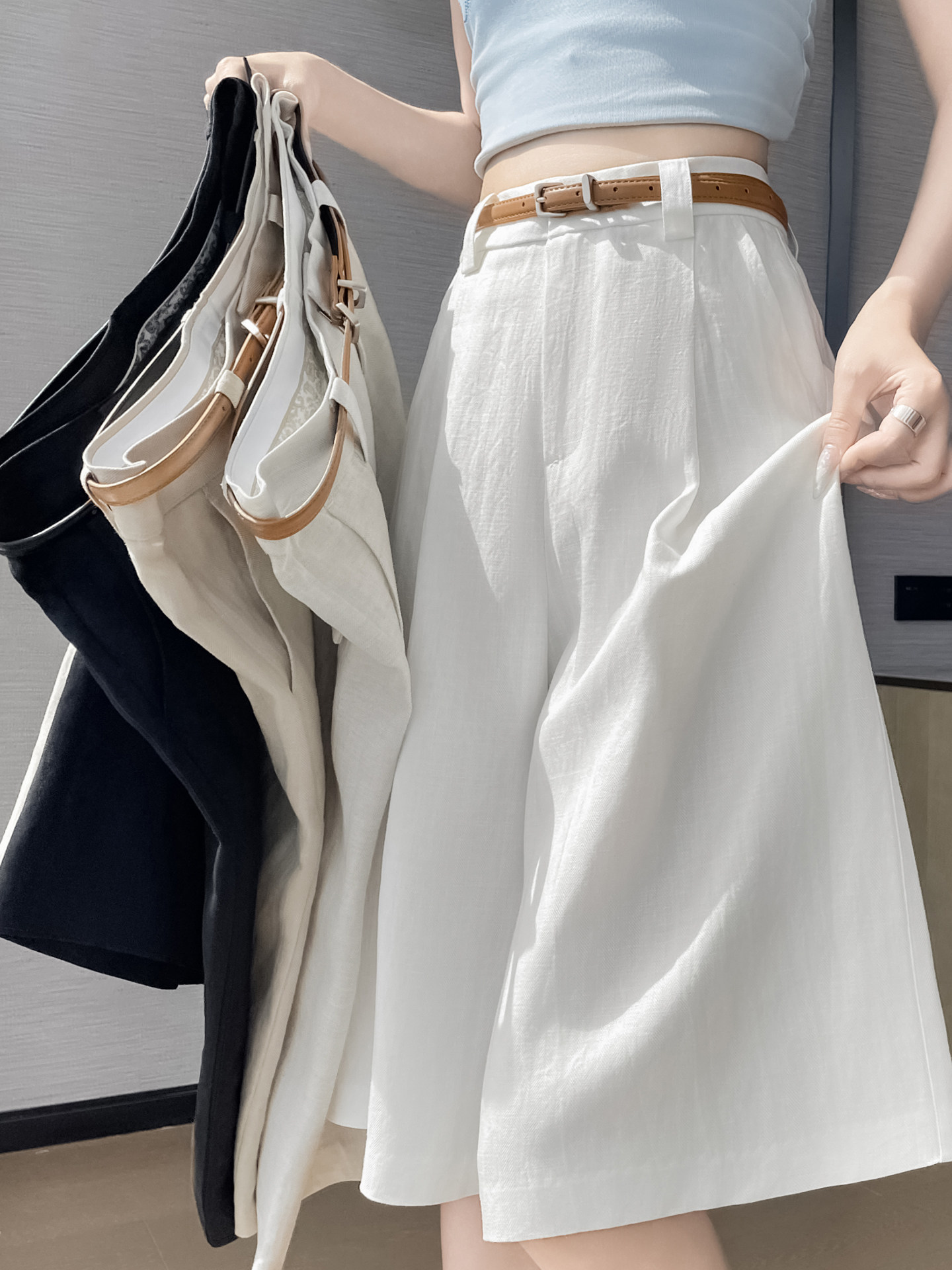 Quần culottes nữ ống rộng eo cao chất liệu lụa lanh mỏng nhẹ — Màu kaki 5 điểm