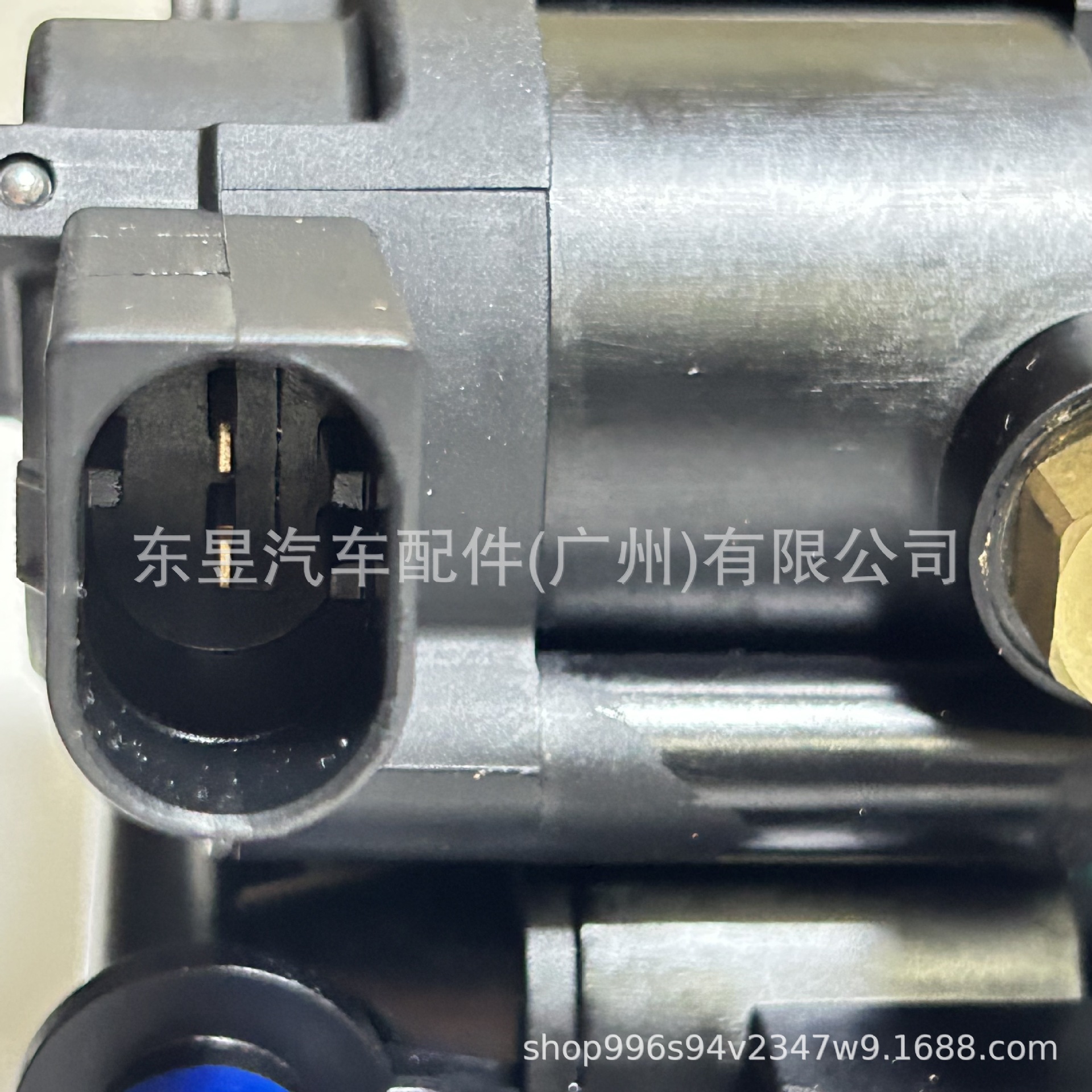 Suitable for Mercedes-Benz 212/218/240 Air Suspension Shock Absorber Pump 2123200404 2123200104