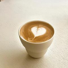 セラミックコーヒーカップクリエイティブカップ家庭用プルカップ豚口カップ250mlコーヒーカップエンボスカップラテカップ