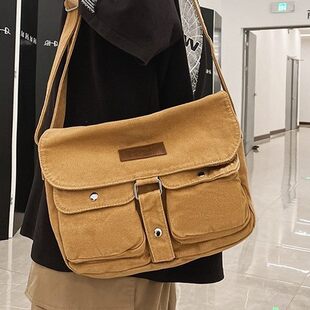 Retro capacious one-shoulder bag, shoulder bag