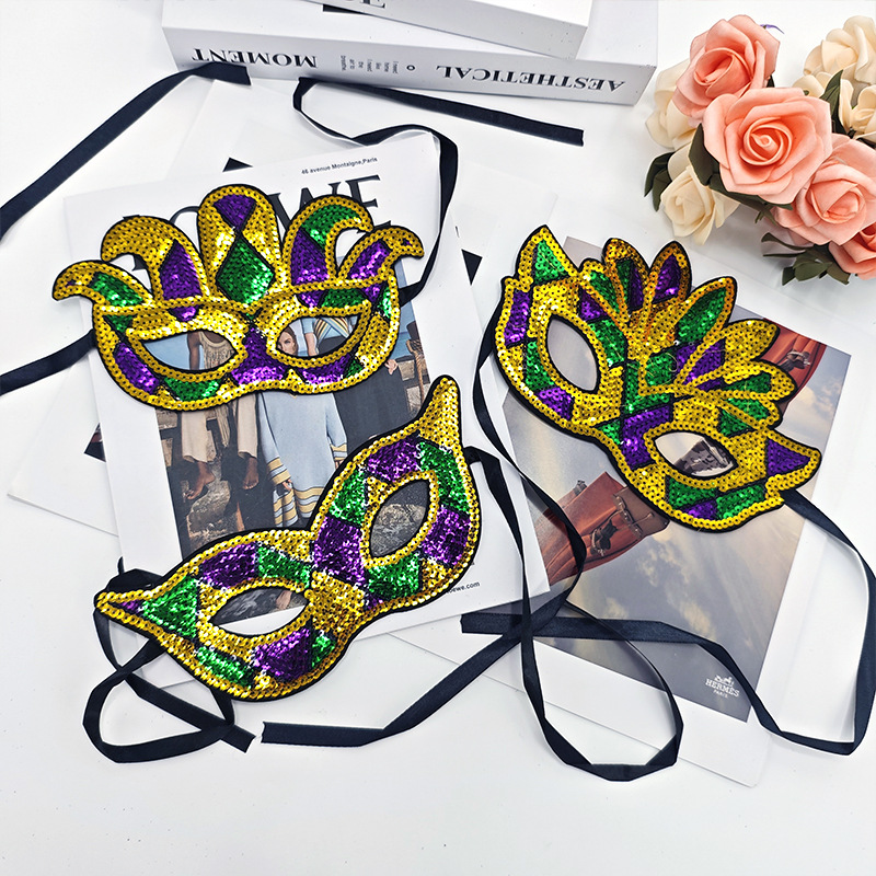 Mardi Gras fiesta de carnaval brasileño transfronterizo oro púrpura verde tricolor piezas de vestuario