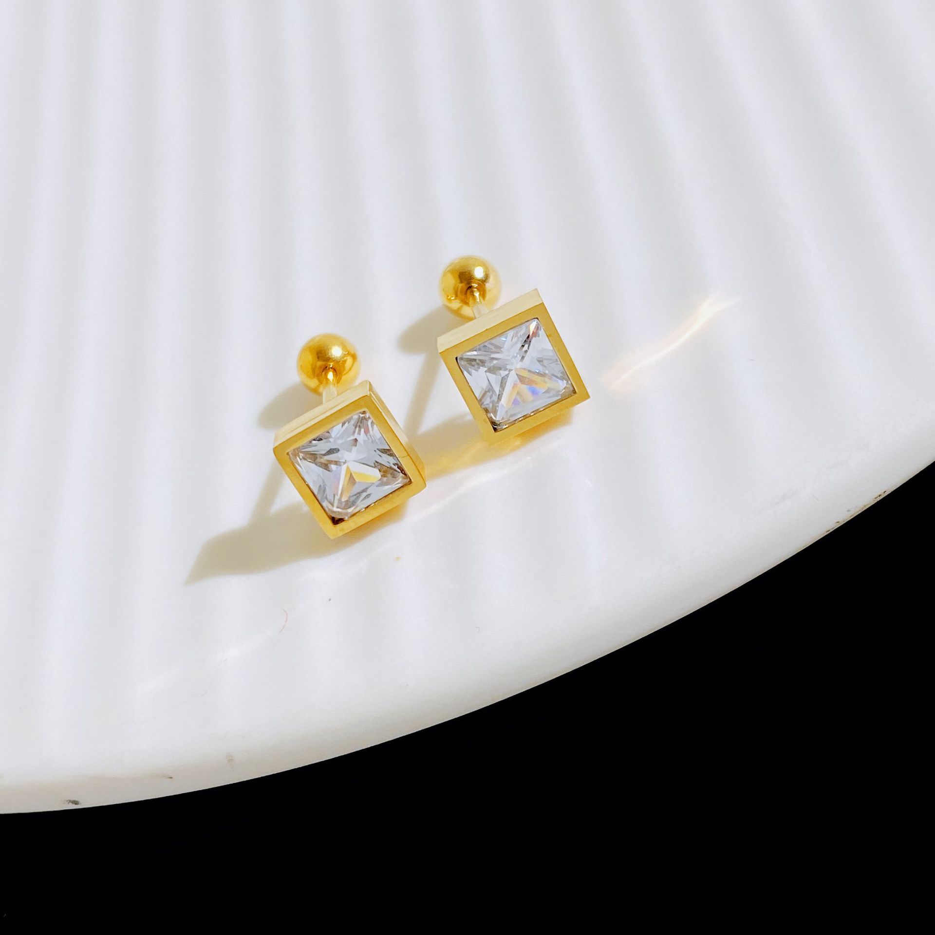 Fashion Geometric Titanium Steel Plating Zircon Ear Studs 1 Pair