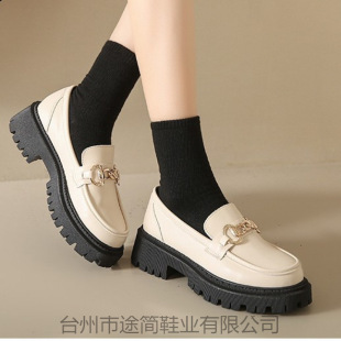 �羳��aӢ���LСƤЬŮ2026�¿��ɸ��׺��s�r�И���Ь��
