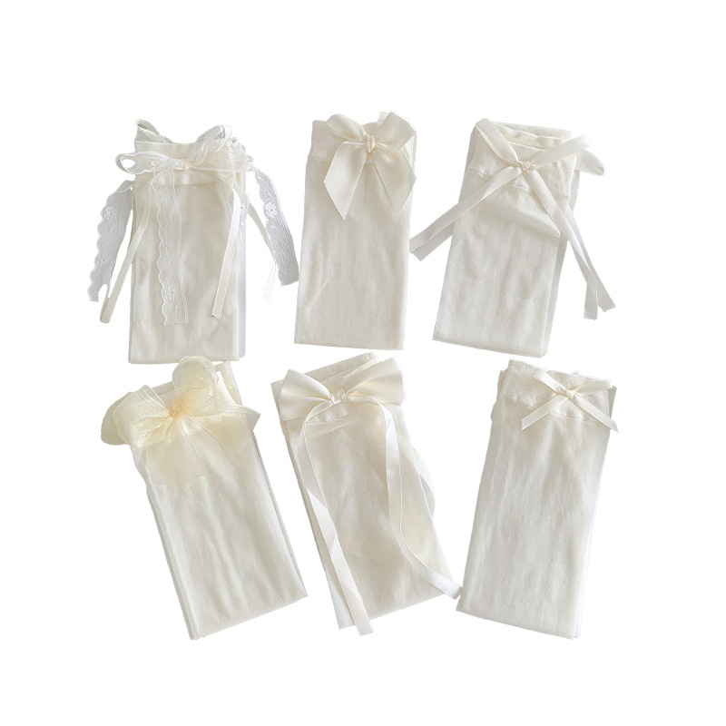 Botas Calcetines de pantorrilla de algodón para mujer Estilo fino de verano Lolita Crema Blanco Bowknot Ballet Estilo Calcetines transparentes ultrafinos hasta la rodilla