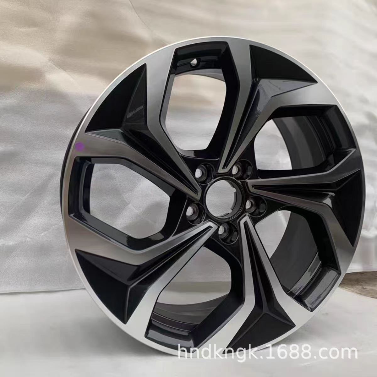 Suitable for Haval Shenshou Xiaolong Max Original Wheel Hubs 19inch F7 Wheel Hub Steel Rims