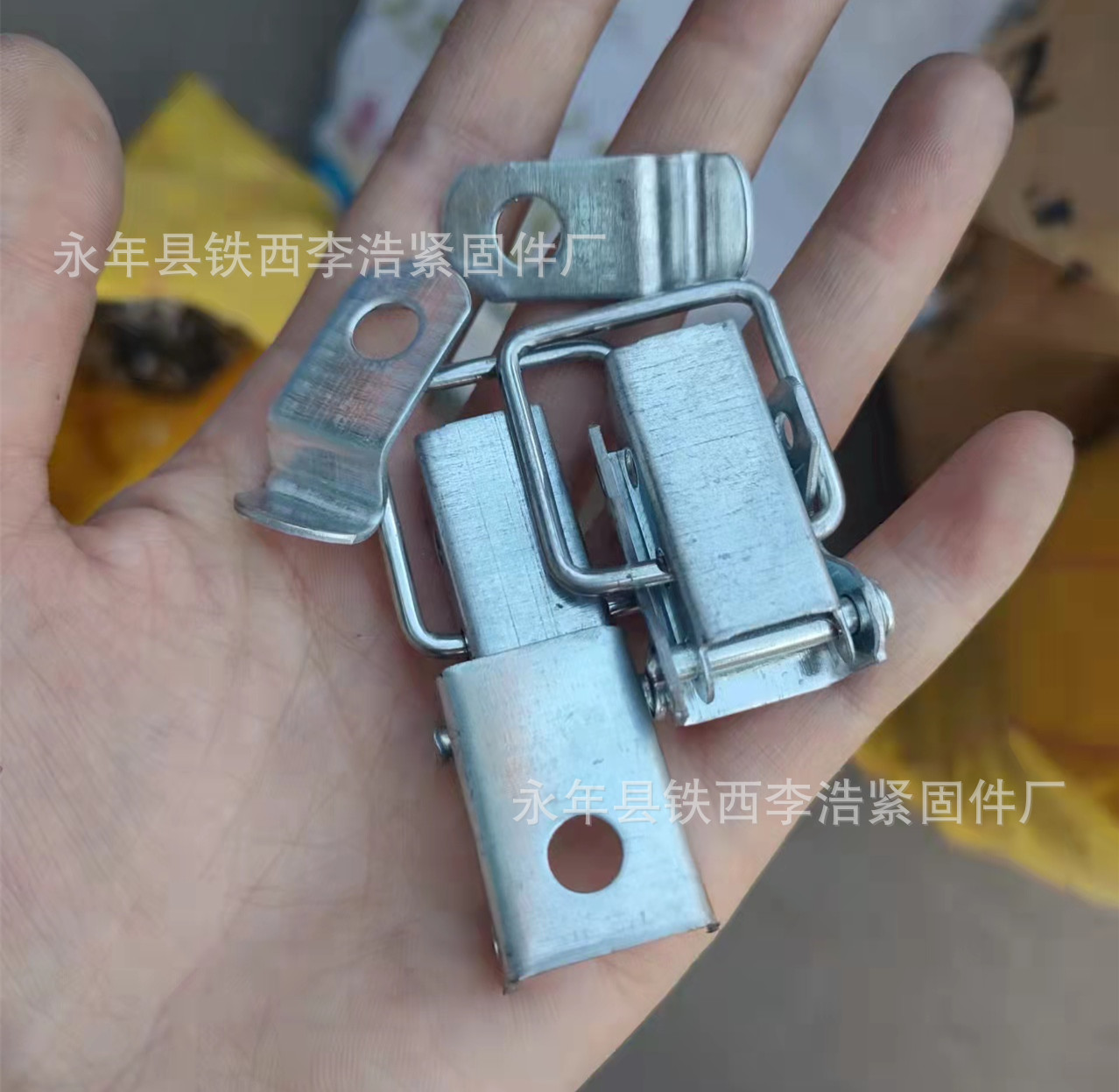 焊扣 桥架焊扣 箱包扣 焊接扣 槽式大跨距桥架焊扣 铆钉扣锁