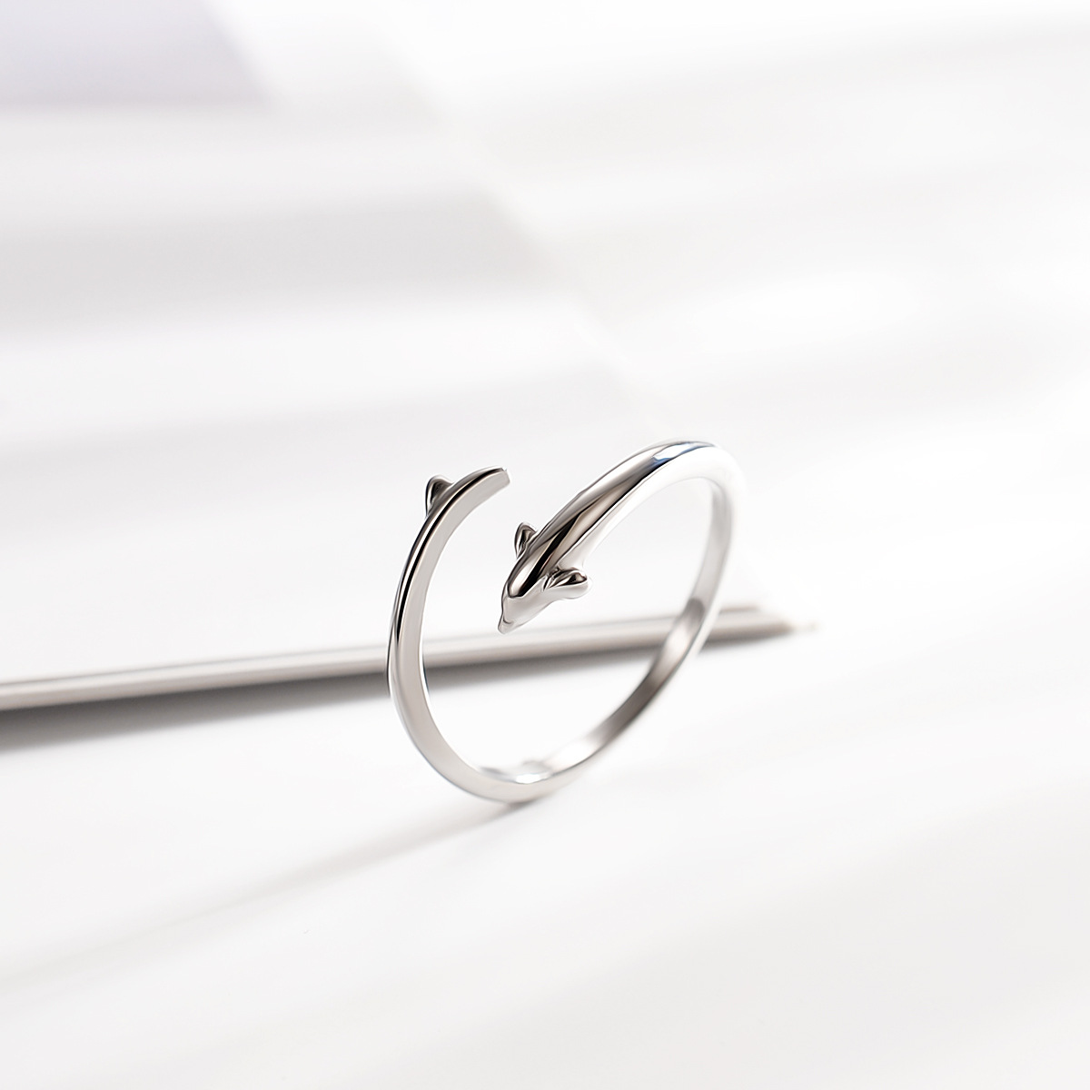 Silver-plated Dolphin Bay Ring Women's Simple ins Style Fishtail Ring Niche Design Student Ring Cold Style