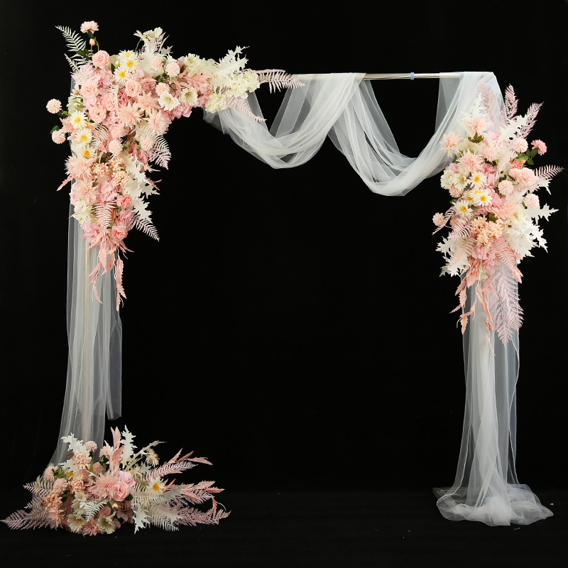 結婚式の道具の青い結婚式のシミュレーションの花の列の花の三角の花の列は造花の舞台の装飾の大きい赤色を配置します。|undefined