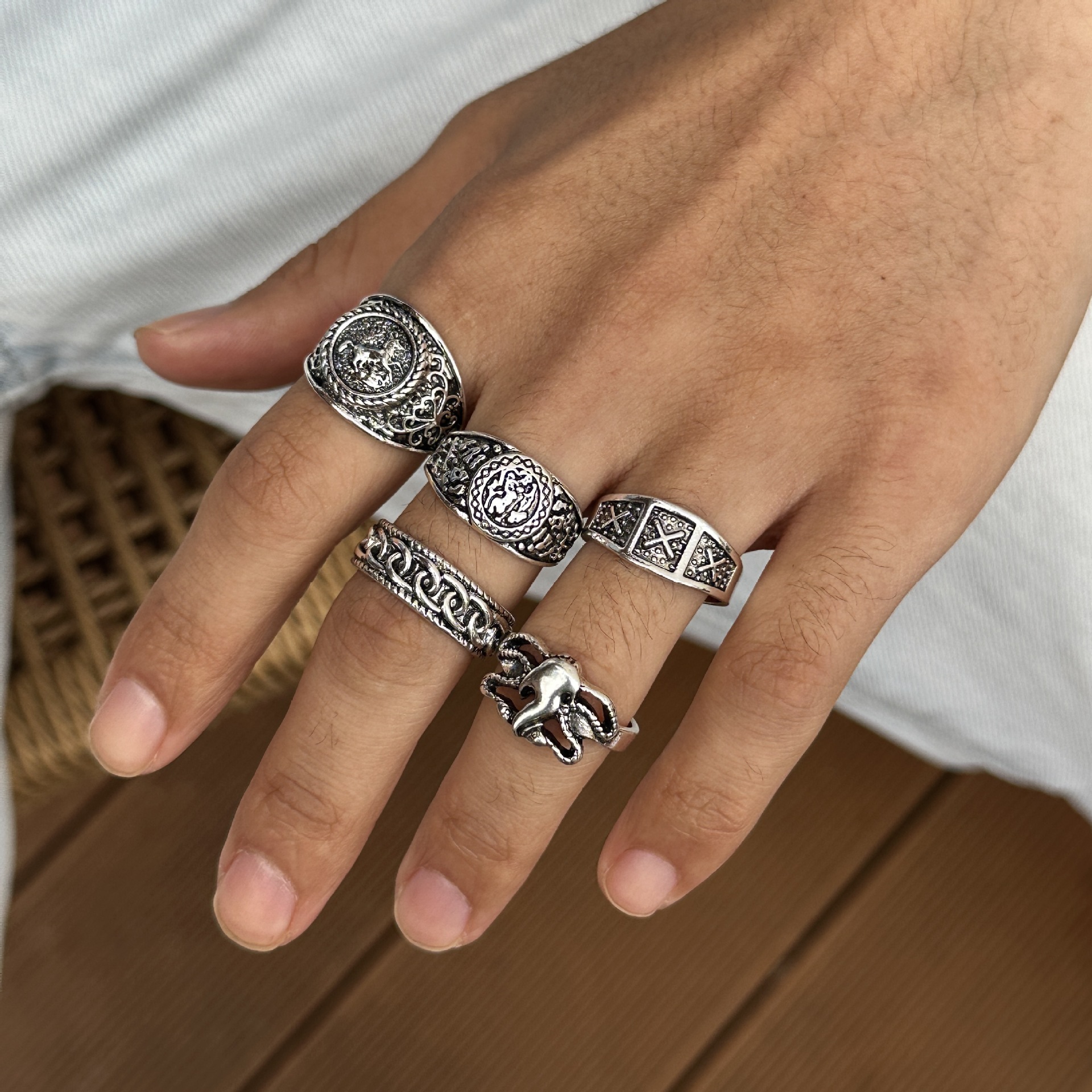 Rings Classification Hip-Hop Retro Animal Alloy Plating Men's Rings Men Ring Sets