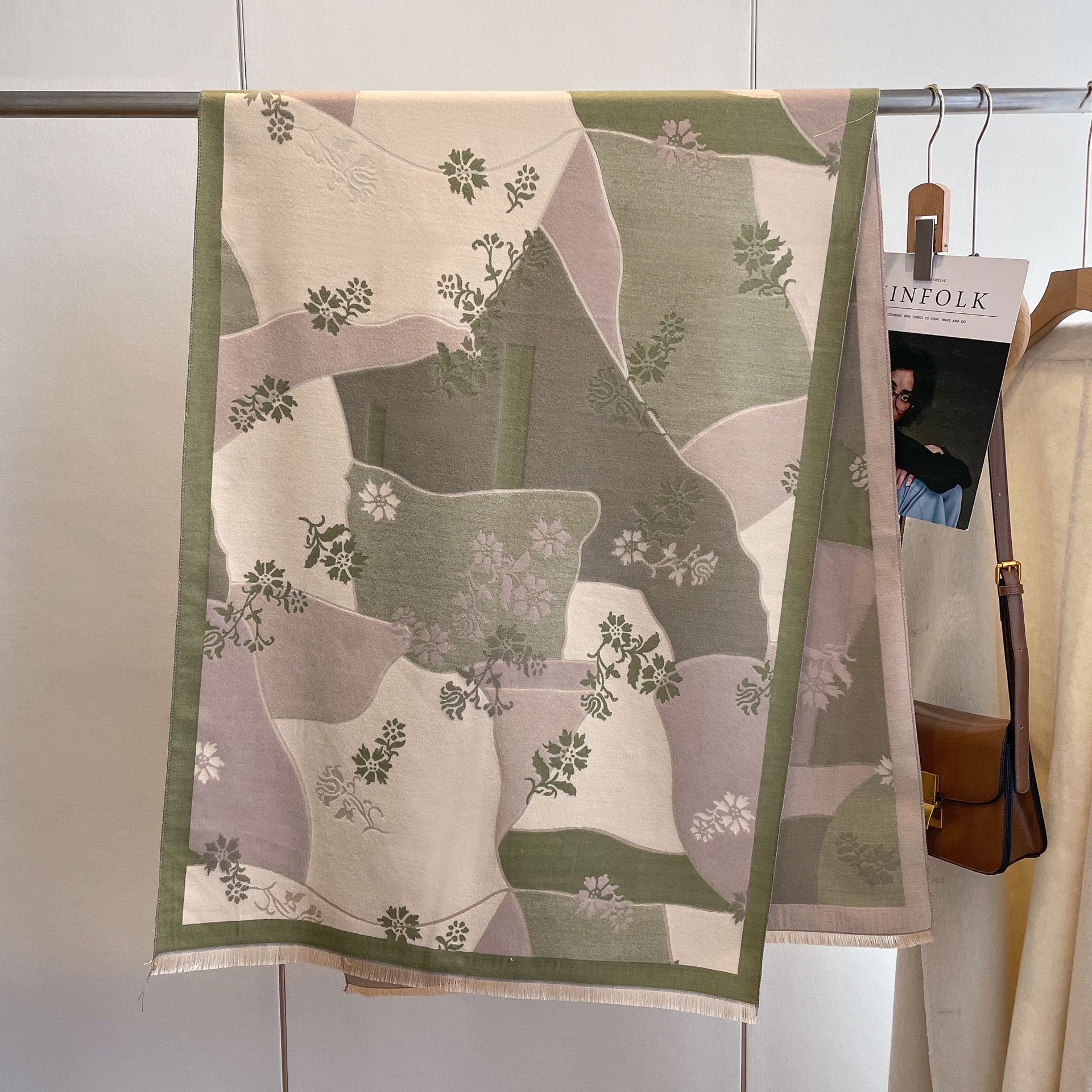 2023 nuevo estilo coreano decorativo de doble uso chal exterior de moda de Cachemira larga de doble cara gruesa bufanda caliente para las mujeres