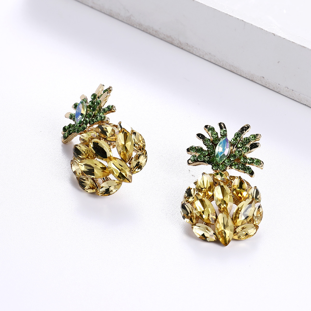 Europe and America Cross Border Supply Creative Alloy Diamond Studded Hollow Pineapple Shape Earrings Super Flash Earrings Female Factory Wholesalepicture8