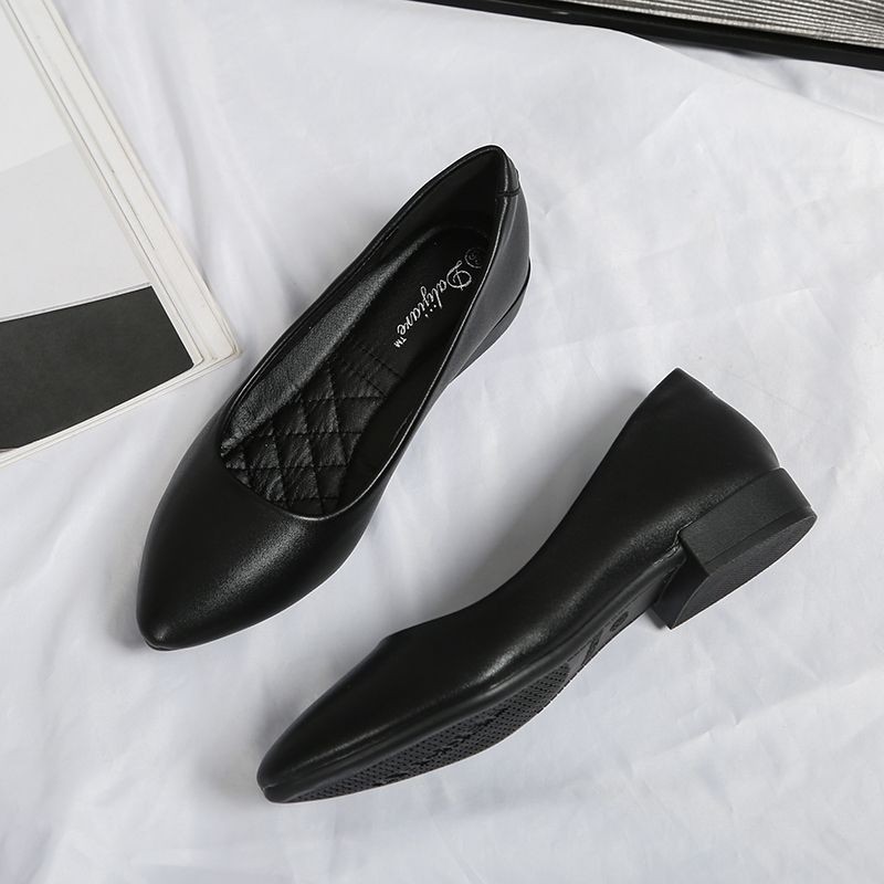 Zapatos planos de mujer con punta en pico para comercio exterior al por mayor, zapatos de trabajo de cuero suave con suela blanda, zapatos de mujer versátiles de tacón bajo.