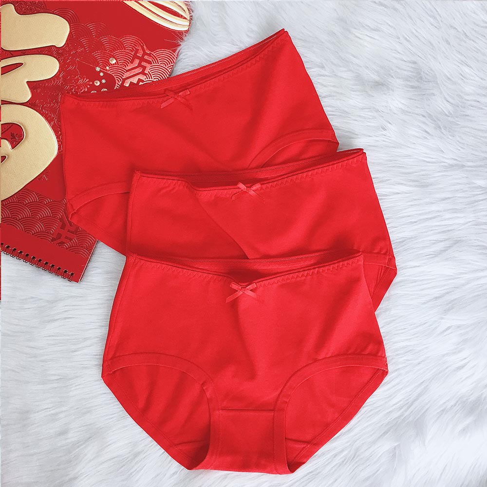 Año nuevo rojo Ropa interior de cintura media para mujer Entrepierna de algodón puro simple Año DE NACIMIENTO Año de dragón Boda Pantalones cortos rojos de mujer Fábrica al por mayor