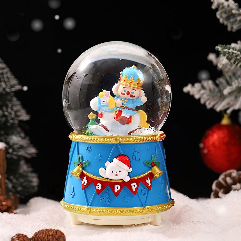Una variedad de regalos de decoración de Navidad Navidad iluminante bola de cristal caja de música ventana diseño de velas lámparas de viento árbol de Navidad