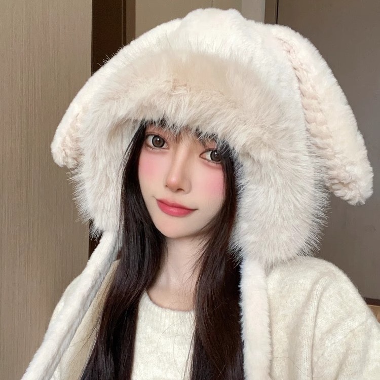 毛のふわふわした帽子の女性の冬のかわいいぬいぐるみのウサギの耳の大きい頭の周りの厚い保温のニットの毛糸の雷の前線の帽子|undefined