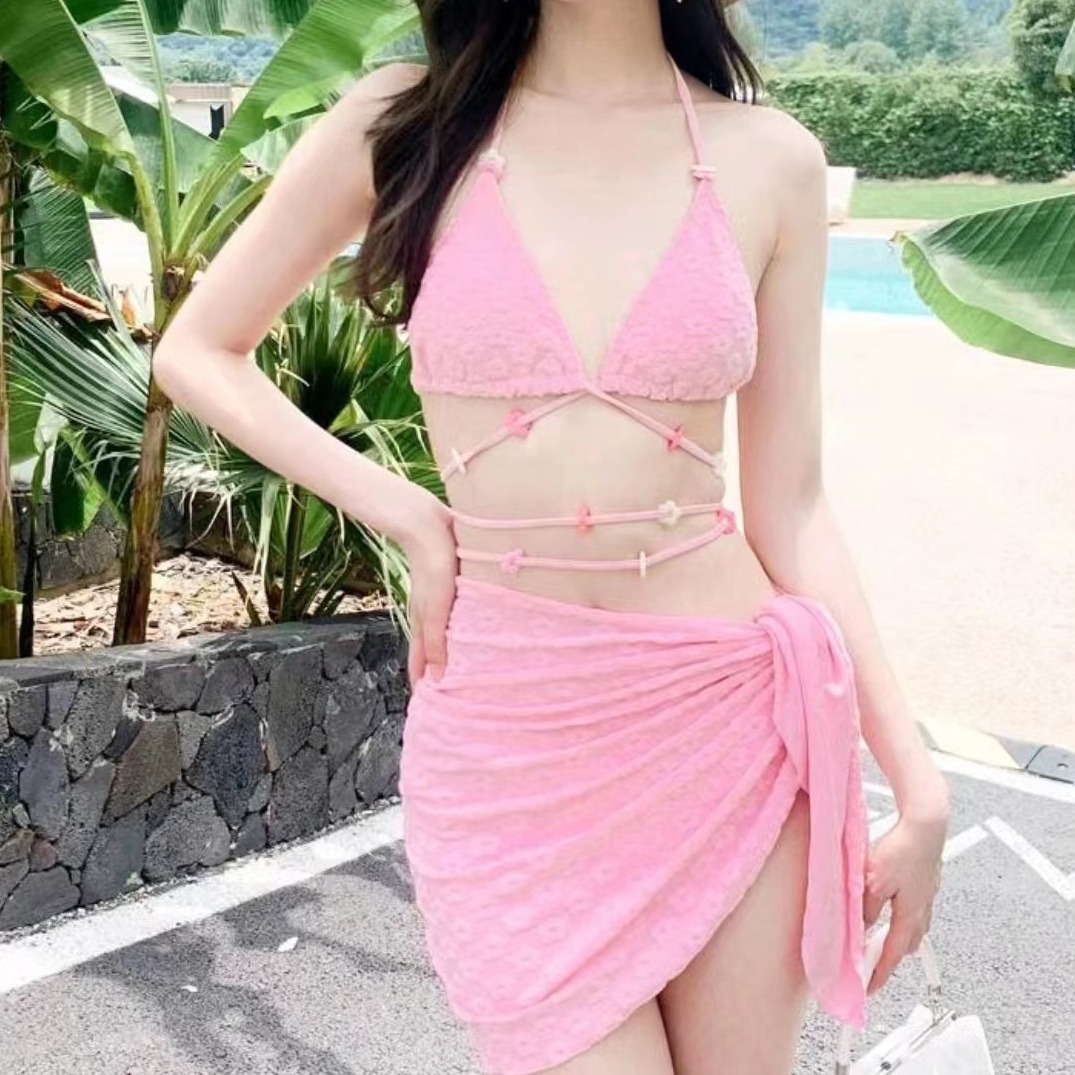 2024 new fashion sexy split swimwear solid color European and American cross-border swimwear swimming beach hot spring swimwear wholesale