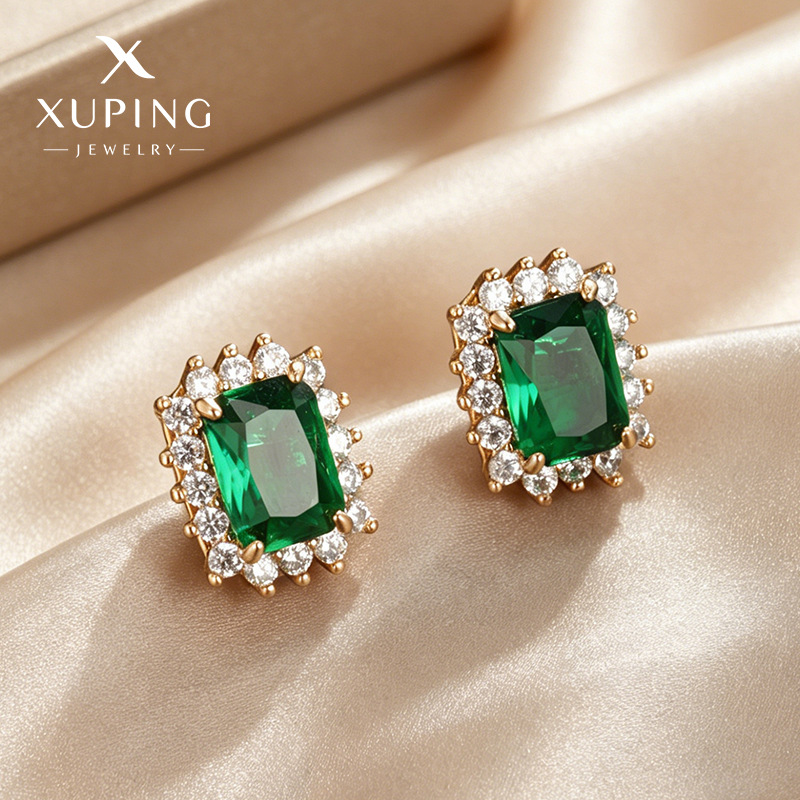 Xu Ping piedra preciosa artificial esmeralda Pendientes cuadrados Retro Europa y América Moda transfronteriza Pendientes dorados Joyería de temperamento Mujer
