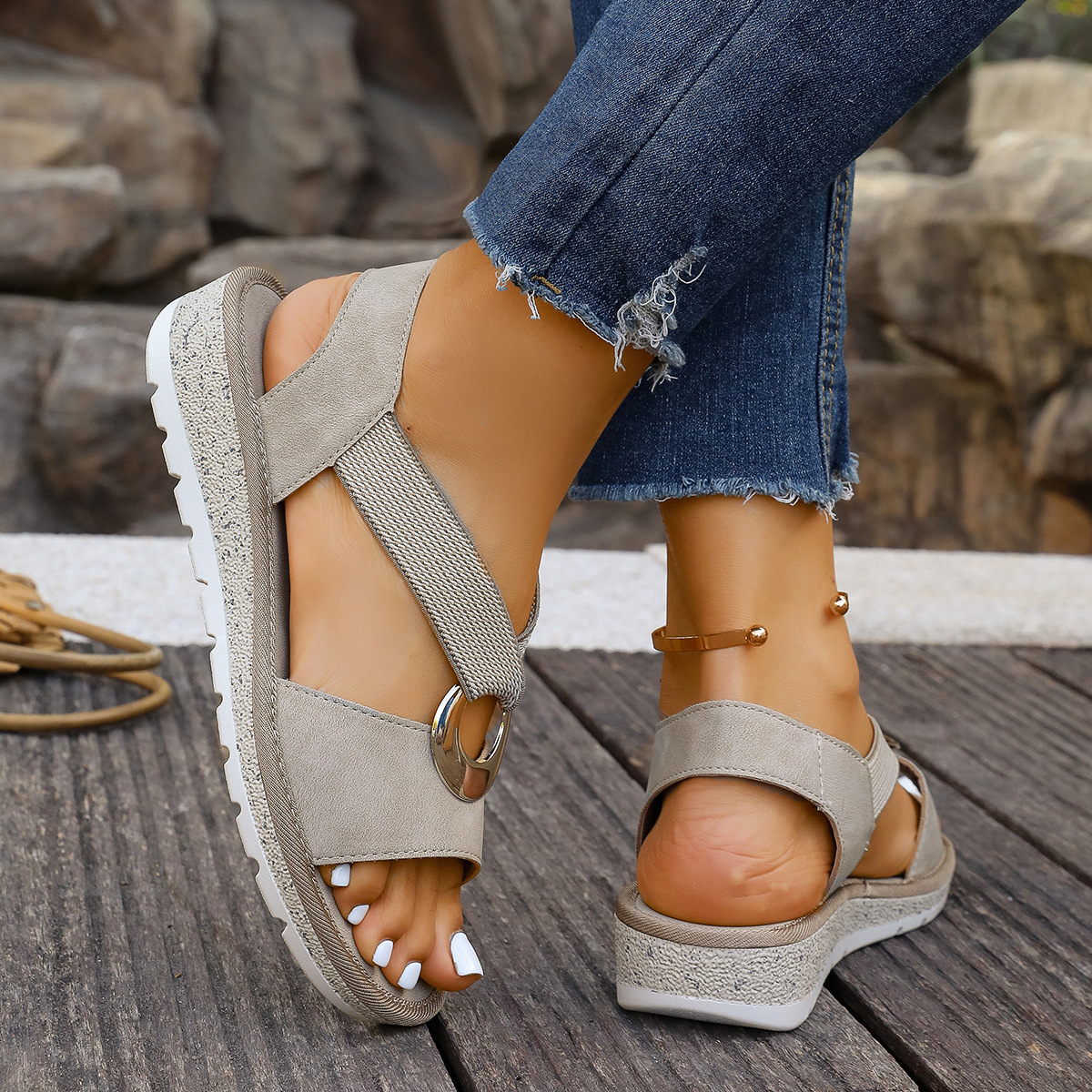Metal Buckle Hemp Rope Fish-mouth Sandals Women's
