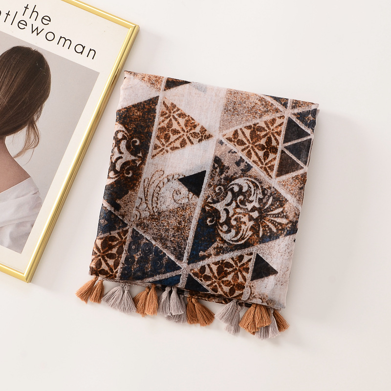 Primavera y verano nuevo contraste color caramelo geométrico impresión algodón y lino sensación bufanda elegante dama estilo viaje protector solar chal para mujeres