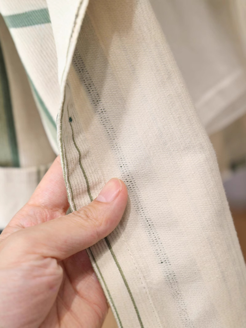 7743 Camisa de pana para niños, nuevo estilo 2026, camisa de manga larga a rayas para niños, estilo coreano, para primavera y otoño