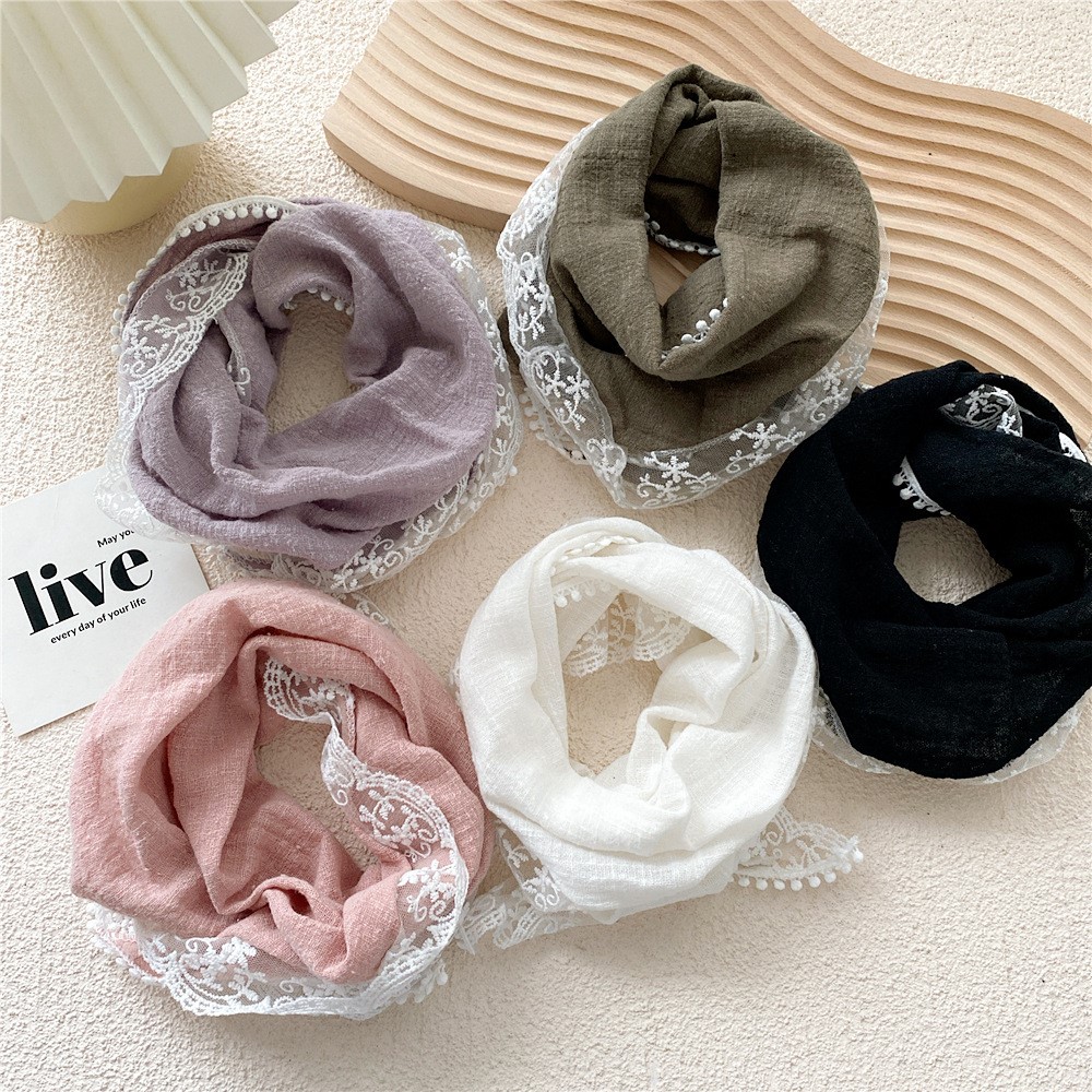 Bandana de cabelo vintage em renda triangular bege_voghion.com