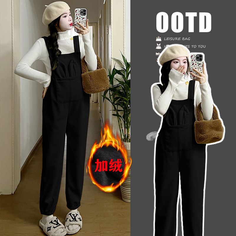 Quần yếm đen + áo len trắng (bộ đồ lông cừu) / M