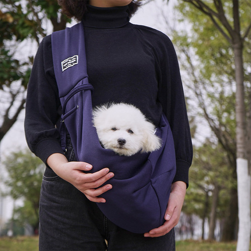 Cross-border new summer breathable dog travel pet bag, shoulder crossbody cat outing bag, portable cat bag