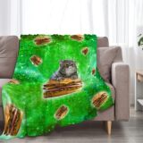 Девушка Fun Cat Camera Ms. Dies Cats дает кошку