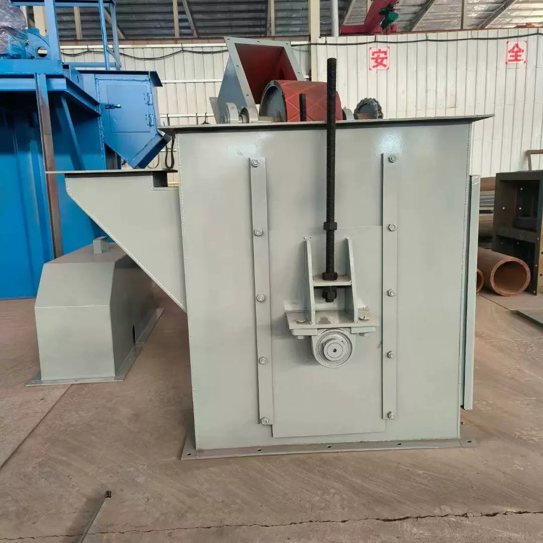 斗式提升机作业稳定根据物料产量场地免费设计方案斗式提升机