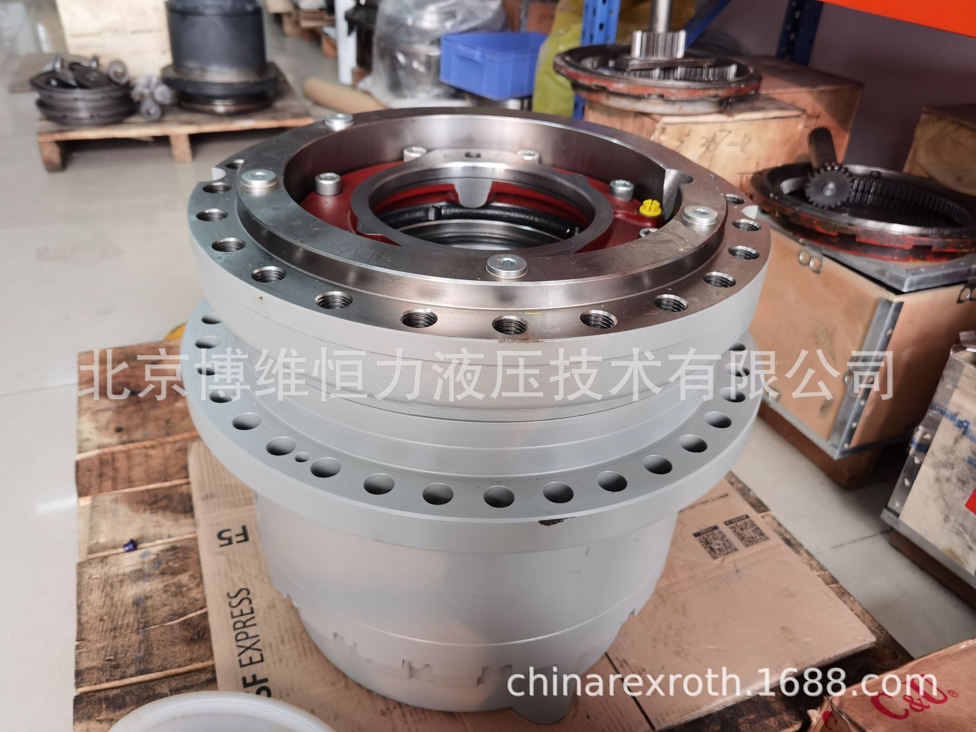 旋挖钻机用减速机716C3B10A105J2MP4WYU26D