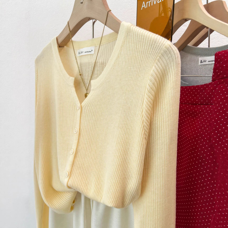 6 Wool V-Neck Stylish Knit Cardigan for Women, Simple Blue Multi-Color Knit Sweater Jacket, Chanel-Style Inner Wear