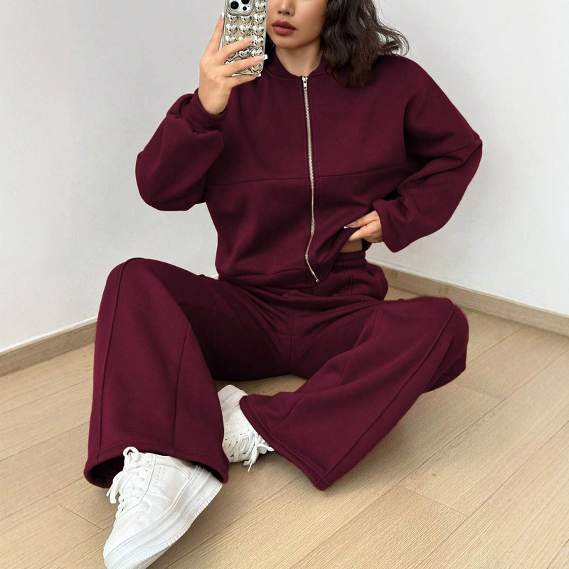 European and American cross-border women's autumn and winter heavy-duty short fashion sweatshirt casual jacket with pockets and straight-leg pants set for women European and American cross-border women's autumn and winter heavy-duty short fashion sweatshirt casual jacket with pockets and straight-leg pants set for women
