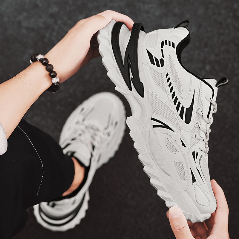 Zapatillas de malla zapatos casuales para hombre primavera y verano 2025 zapatos de papá de todo fósforo zapatos de suela gruesa para estudiantes