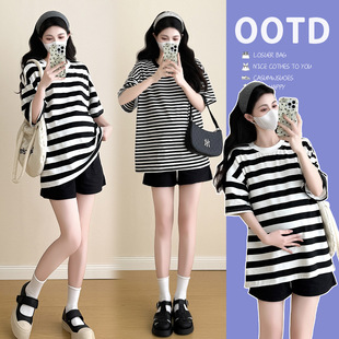 Real Shot 2025 Loose Korean-style Size Striped Pregnant Women's T-shirt Striped Shirt Black Shorts Two-piece Set