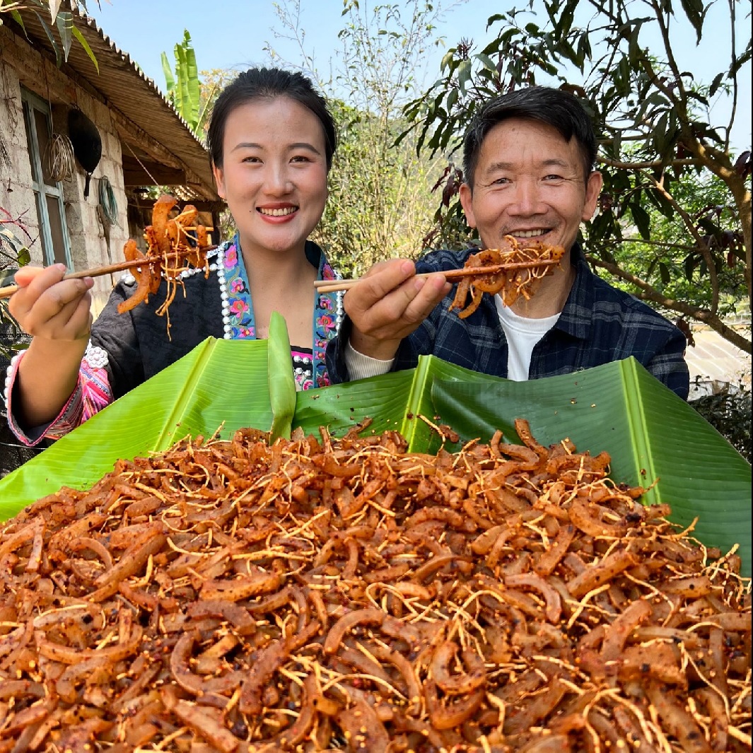 麻辣牛皮（特色佤族味）500克/瓶黄牛皮头层