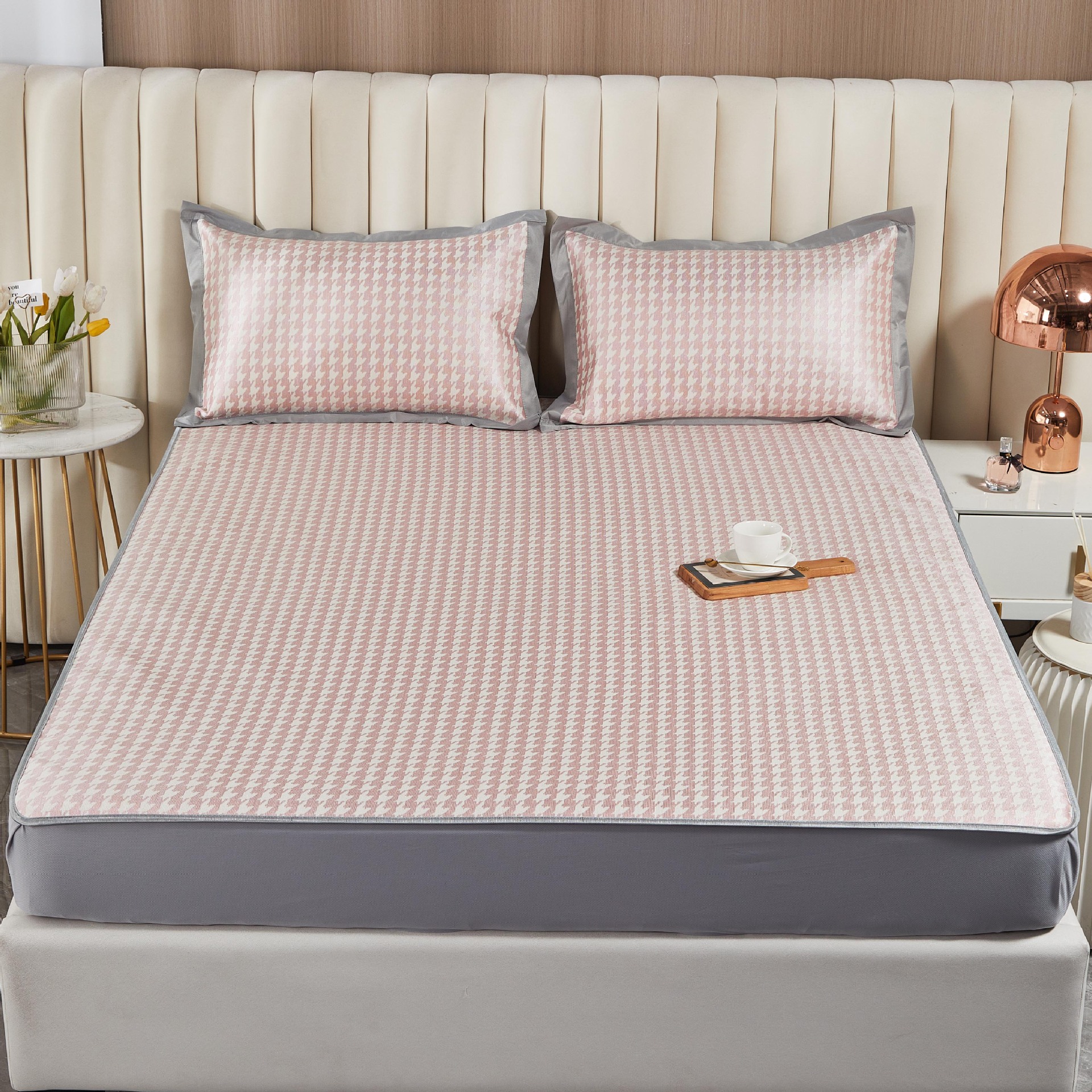 Pata de gallo, verano, lujo ligero, colchoneta de seda helada, ropa de cama de tres piezas completamente rodeada, asiento suave con aire acondicionado, comercio exterior transfronterizo exclusivo